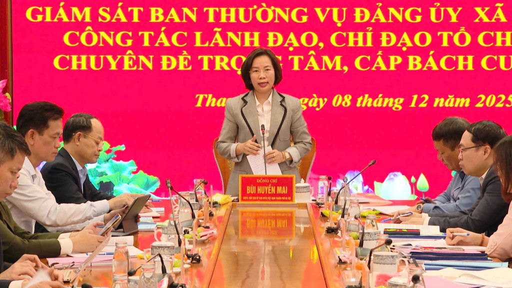 đồng chí Bùi Huyền Mai - Ủy viên Ban Thường vụ Thành ủy, Chủ tịch Ủy ban MTTQ Việt Nam thành phố Hà Nội kết luận buổi làm việc với xã Thanh Trì đồng chí Bùi Huyền Mai - Ủy viên Ban Thường vụ Thành ủy, Chủ tịch Ủy ban MTTQ Việt Nam thành phố Hà Nội kết luận buổi làm việc với xã Thanh Trì