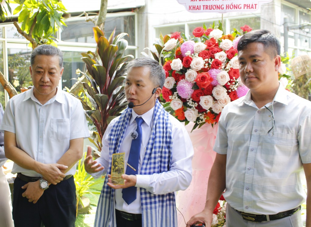 Chủ tịch UBND xã Bình Mỹ Nguyễn Anh Tuấn chia sẻ về tiềm năng của địa phương Chủ tịch UBND xã Bình Mỹ Nguyễn Anh Tuấn chia sẻ về tiềm năng của địa phương