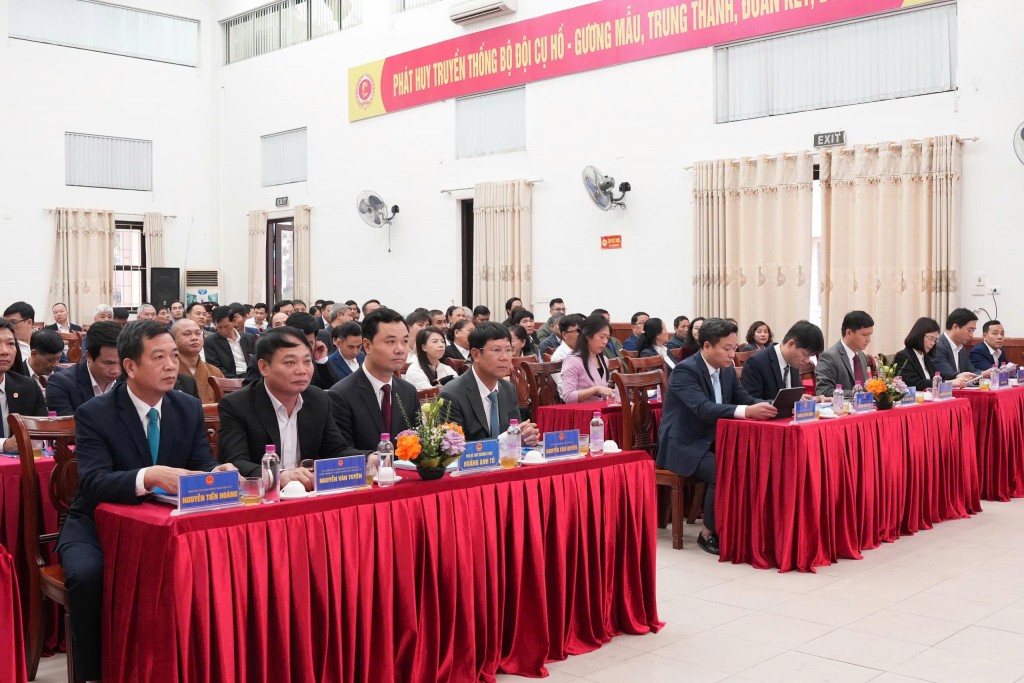 HĐND xã Bát Tràng thông qua 9 nghị quyết tại kỳ họp cuối năm HĐND xã Bát Tràng thông qua 9 nghị quyết tại kỳ họp cuối năm