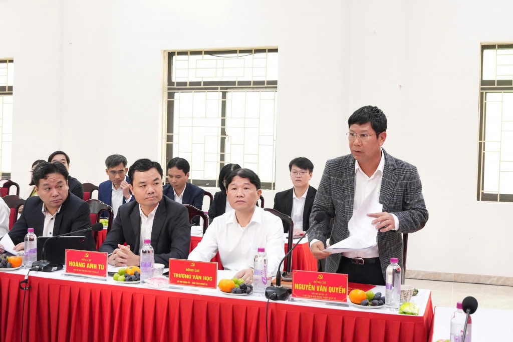 Thực hiện nghiêm việc phân cấp, ủy quyền với từng nhiệm vụ cụ thể Thực hiện nghiêm việc phân cấp, ủy quyền với từng nhiệm vụ cụ thể