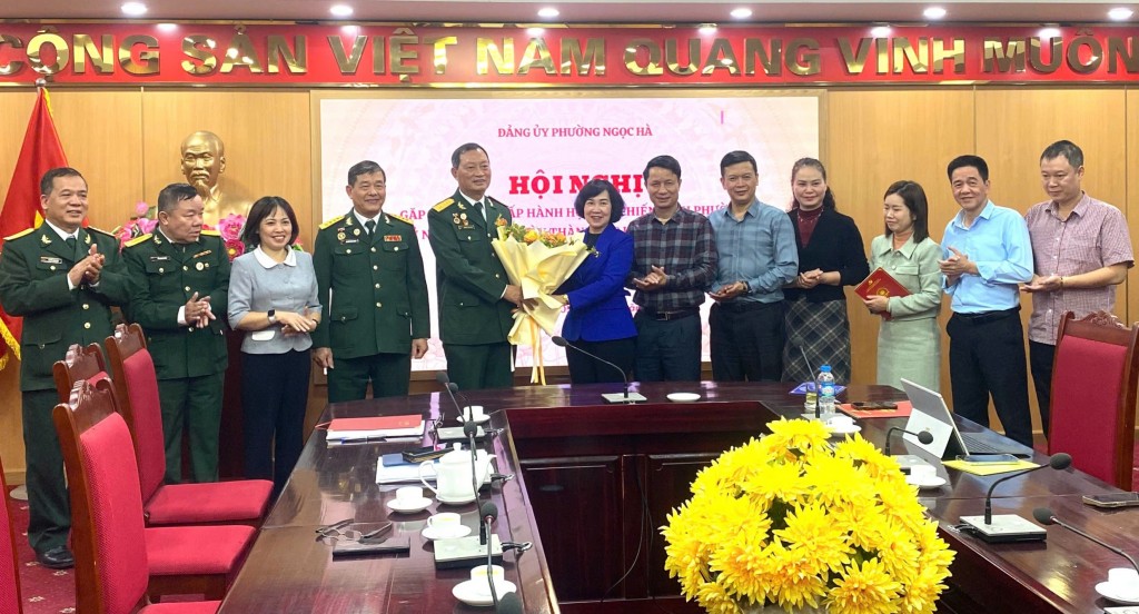 Phường Ngọc Hà (Hà Nội) gặp mặt Ban Chấp hành Hội Cựu chiến binh