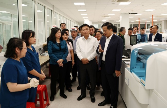 Phó Thủ tướng Lê Thành Long kiểm tra dự án Bệnh viện Bạch Mai và Việt Đức cơ sở 2