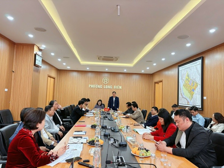 Toàn cảnh Hội nghị Cụm thi đua số 5 thuộc Uỷ ban MTTQ thành phố Hà Nội tổ chức Hội nghị tổng kết hoạt động năm 2025 tại phường Long Biên (đơn vị Cụm trưởng)