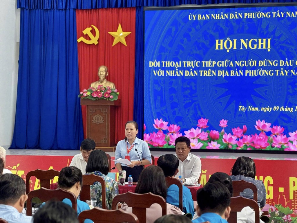 Phường Tây Nam tạo đồng thuận trong triển khai chuyển đổi số Phường Tây Nam tạo đồng thuận trong triển khai chuyển đổi số