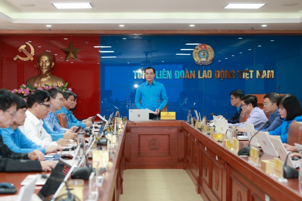 Sẽ tuyên dương 100 Chủ tịch Công đoàn cơ sở tiêu biểu trong đối thoại và thương lượng tập thể Sẽ tuyên dương 100 Chủ tịch Công đoàn cơ sở tiêu biểu trong đối thoại và thương lượng tập thể