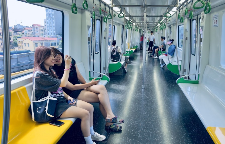 ​Giao thông công cộng Hà Nội: "Mạch nguồn" xanh kiến tạo đô thị văn minh, hiện đại