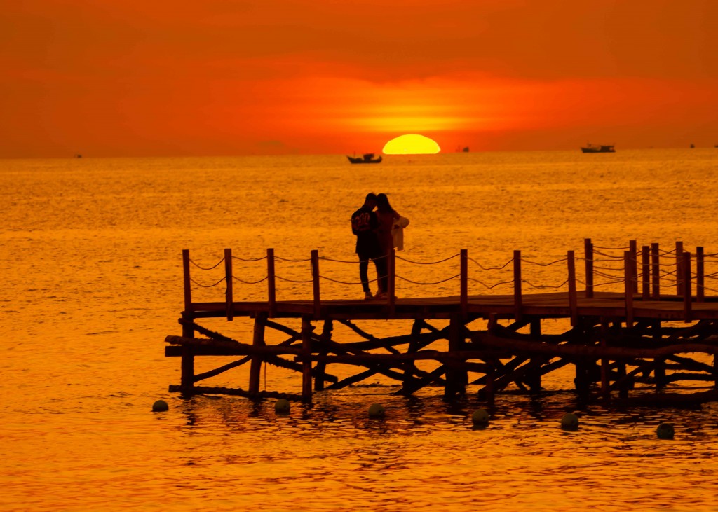 Trải nghiệm hoàng hôn ngoạn mục tại Phú Quốc Trải nghiệm hoàng hôn ngoạn mục tại Phú Quốc