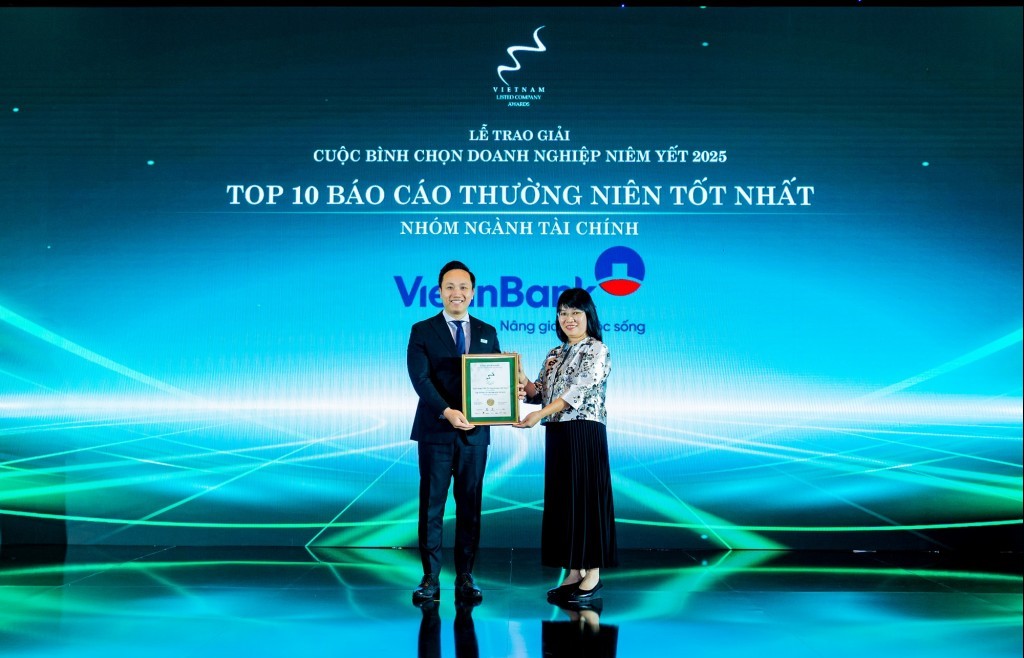Hai giải thưởng uy tín ghi nhận nỗ lực minh bạch trong hoạt động quản trị của VietinBank