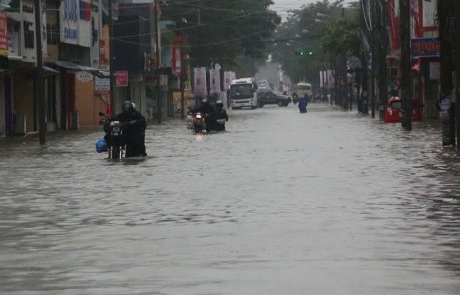 Huế và khu vực Duyên hải Nam Trung Bộ có mưa vừa, mưa to