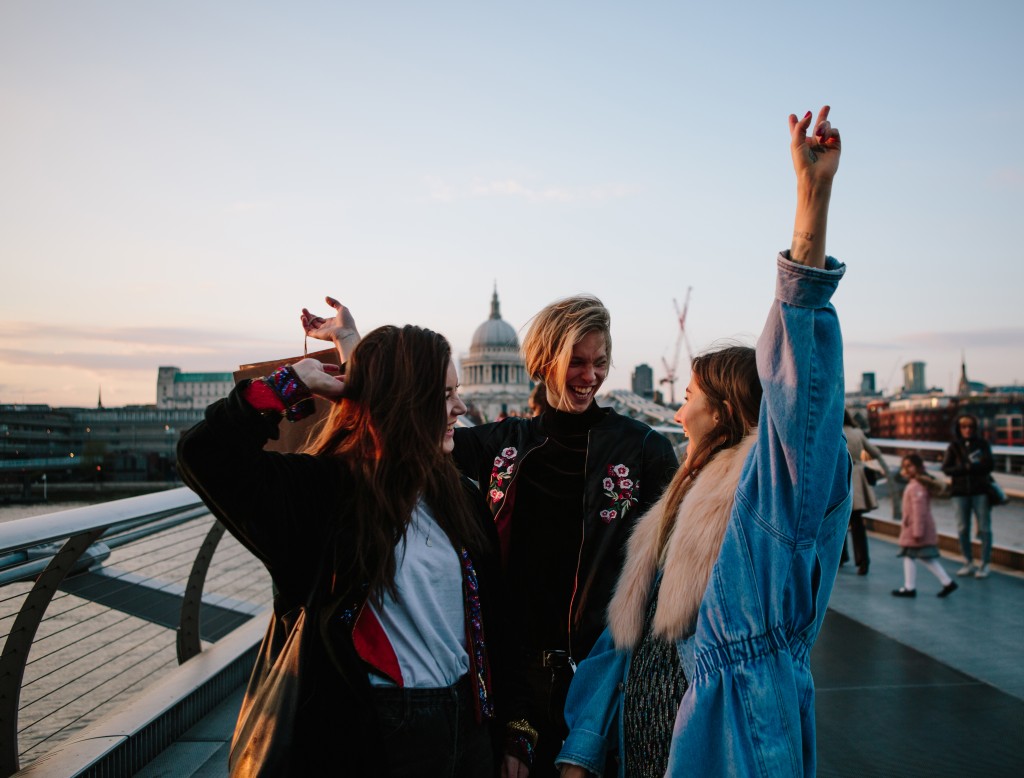 Booking.com dự đoán top 10 xu hướng sẽ định hình ngành du lịch trong năm 2026 Booking.com dự đoán top 10 xu hướng sẽ định hình ngành du lịch trong năm 2026