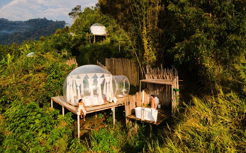 Booking.com dự đoán top 10 xu hướng sẽ định hình ngành du lịch trong năm 2026 Booking.com dự đoán top 10 xu hướng sẽ định hình ngành du lịch trong năm 2026