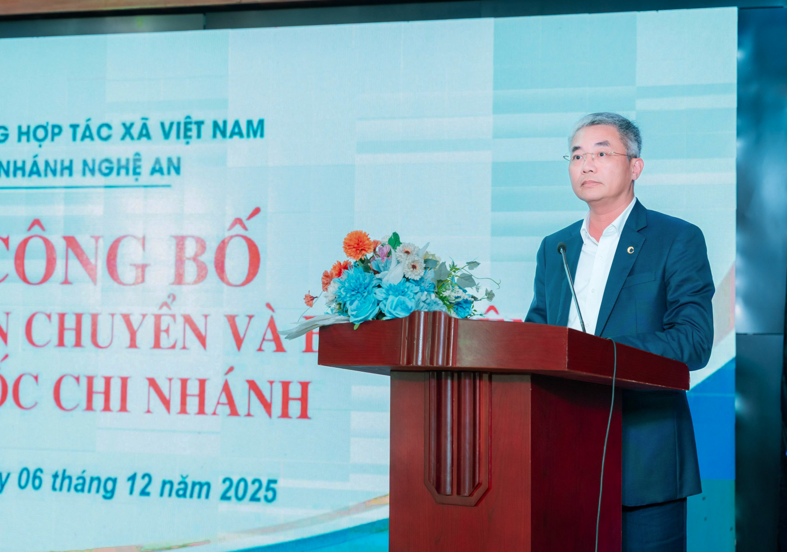 Ông Nguyễn Quốc Cường - Chủ tịch Hội đồng quản trị Co-opBank đánh giá cao nỗ lực và kết quả của Chi nhánh Nghệ An trong mọi hoạt động, đặc biệt trong công tác chăm sóc, hỗ trợ, đồng hành cùng QTDND trên địa bàn Ông Nguyễn Quốc Cường - Chủ tịch Hội đồng quản trị Co-opBank đánh giá cao nỗ lực và kết quả của Chi nhánh Nghệ An trong mọi hoạt động, đặc biệt trong công tác chăm sóc, hỗ trợ, đồng hành cùng QTDND trên địa bàn