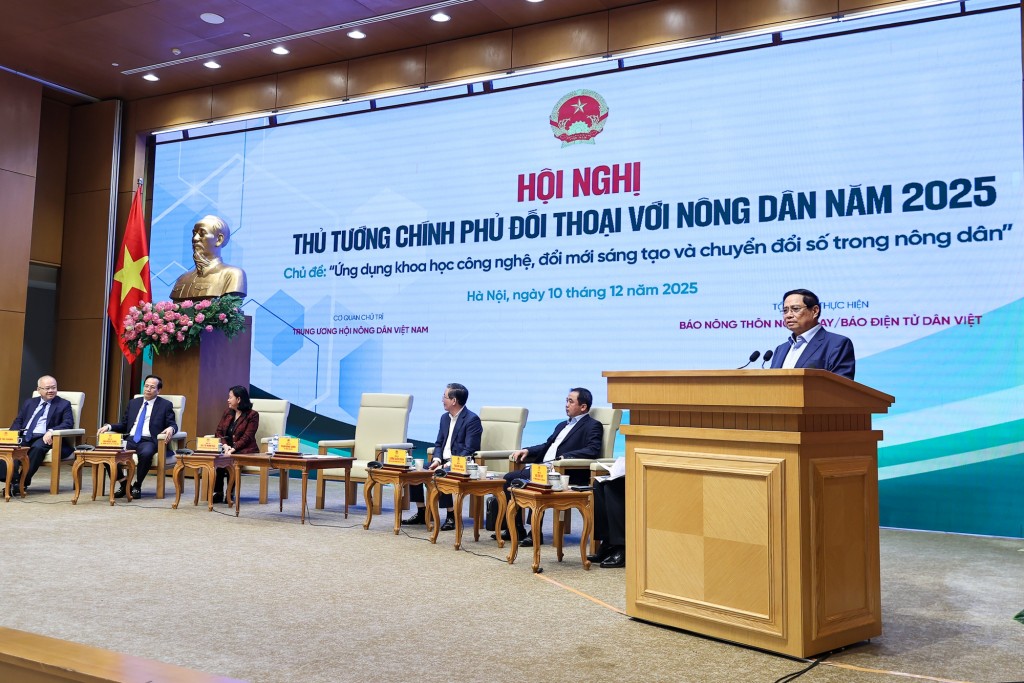 Thủ tướng Phạm Minh Chính đánh giá cuộc đối thoại diễn ra dân chủ, thẳng thắn, trách nhiệm - Ảnh: VGP/Nhật Bắc