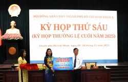 HĐND TP Hồ Chí Minh ủng hộ hơn 400 triệu đồng tới đồng bào bị ảnh hưởng bởi bão, lũ