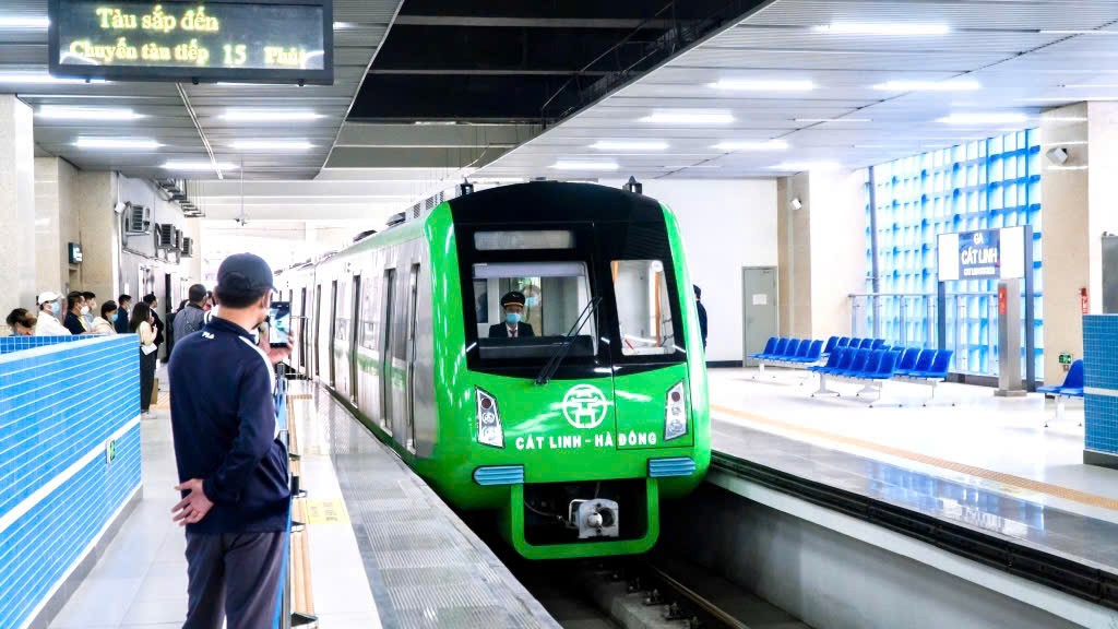 ​Giao thông công cộng Hà Nội: Mạch nguồn xanh kiến tạo đô thị văn minh, hiện đại