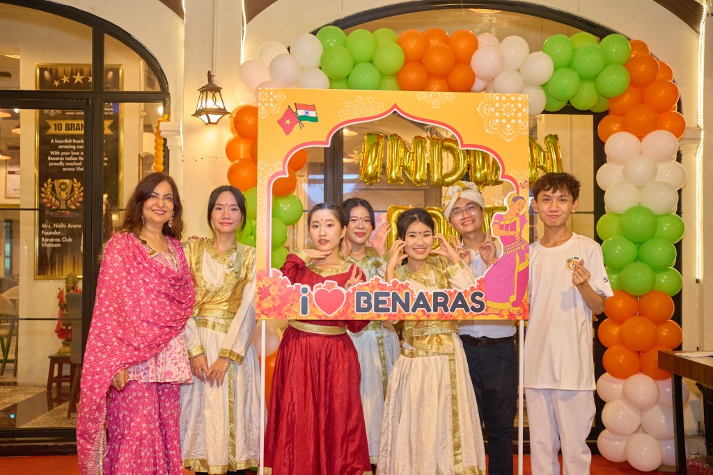 Benaras Vietnam 2025 đưa hương vị Ấn Độ đến từng góc phố Việt Benaras Vietnam 2025 đưa hương vị Ấn Độ đến từng góc phố Việt