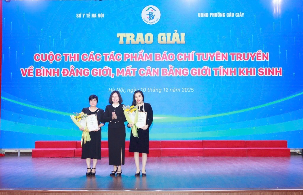 Báo Tuổi trẻ Thủ đô giành giải B cuộc thi viết về bình đẳng giới và mất cân bằng giới tính khi sinh