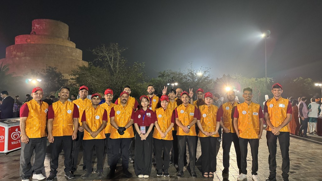 Benaras Vietnam 2025 đưa hương vị Ấn Độ đến từng góc phố Việt Benaras Vietnam 2025 đưa hương vị Ấn Độ đến từng góc phố Việt