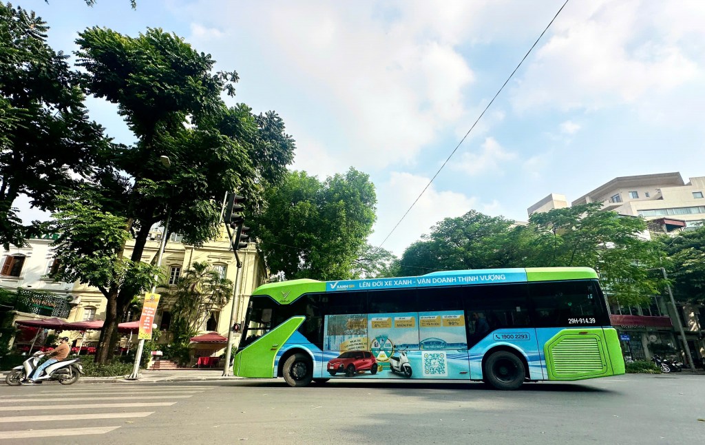 Tăng cường thêm 4 tuyến xe buýt phục vụ Hội chợ mùa Thu 2025