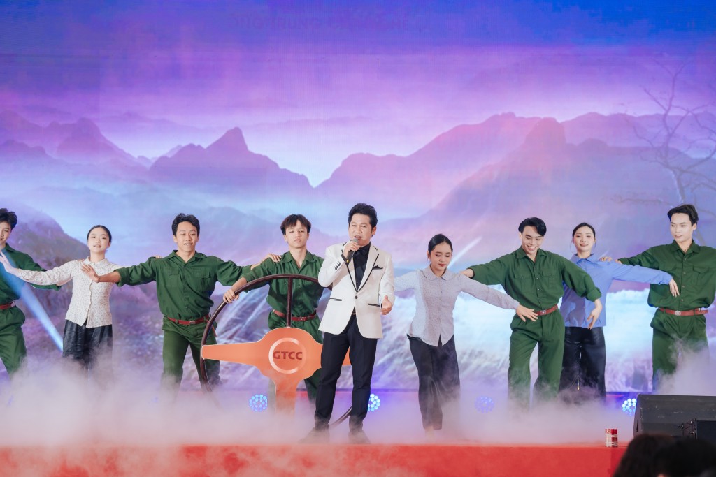 Hành trình 60 năm kiến tạo nghề nghiệp, đáp ứng yêu cầu đổi mới giáo dục Hành trình 60 năm kiến tạo nghề nghiệp, đáp ứng yêu cầu đổi mới giáo dục