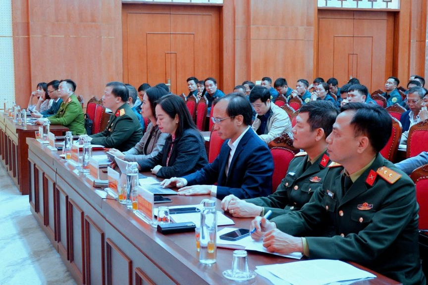 Các vị đại biểu tham dự hội nghị Các vị đại biểu tham dự hội nghị