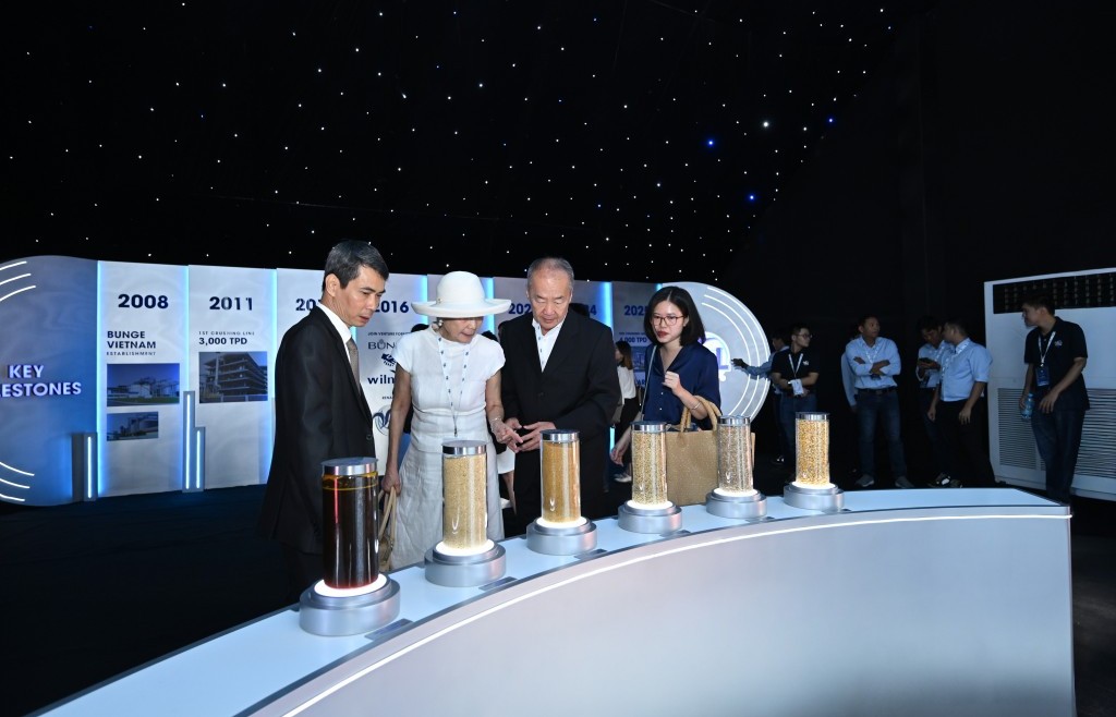 VAL khánh thành dây chuyền ép dầu đậu nành thứ 2