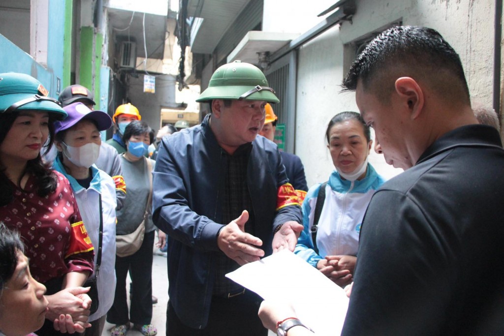 Phường Giảng Võ nỗ lực hoàn thành giải phóng mặt bằng đường Vành đai 1 Phường Giảng Võ nỗ lực hoàn thành giải phóng mặt bằng đường Vành đai 1