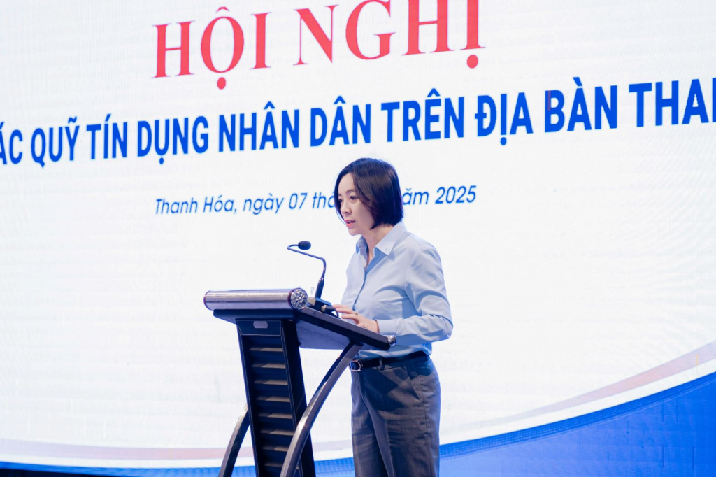Bà Phạm Thị Hồng Minh - Thành viên HĐQT, Tổng Giám đốc Co-opBank phát biểu tại Hội nghị Bà Phạm Thị Hồng Minh - Thành viên HĐQT, Tổng Giám đốc Co-opBank phát biểu tại Hội nghị
