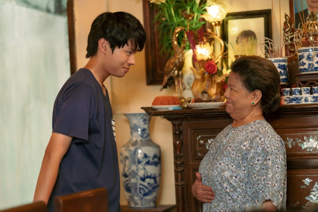 NSND Thanh Hoa và diễn viên Trần Tú trong phim NSND Thanh Hoa và diễn viên Trần Tú trong phim