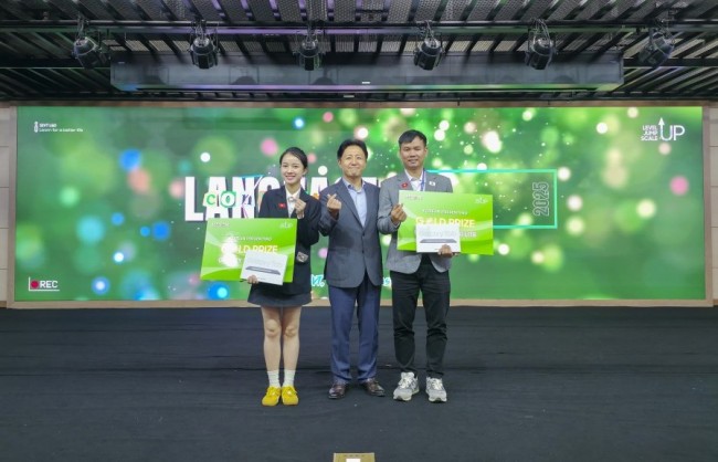 Samsung đồng hành cùng người lao động chuẩn bị nền tảng cho tương lai