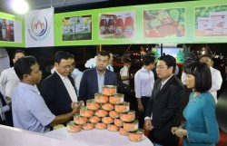 Khai mạc Hội chợ Thương mại OCOP vùng biên giới Việt Nam – Campuchia