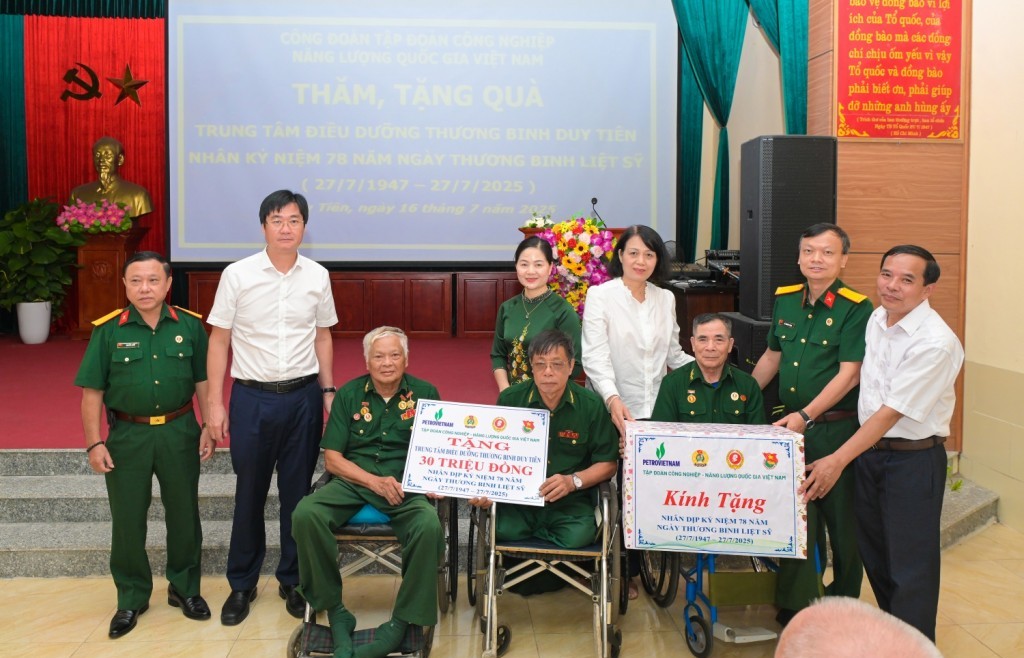 "Hành trình tri ân" - Nét đẹp văn hóa nghĩa tình của người lao động Petrovietnam