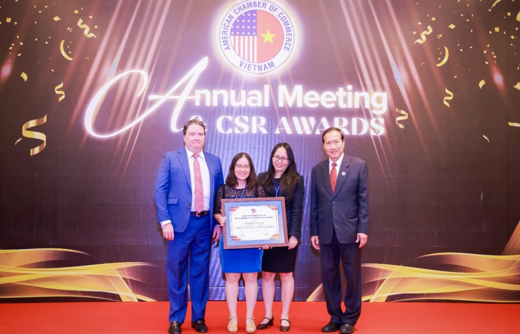 Herbalife Việt Nam được trao giải thưởng CSR của AmCham lần thứ 8 liên tiếp