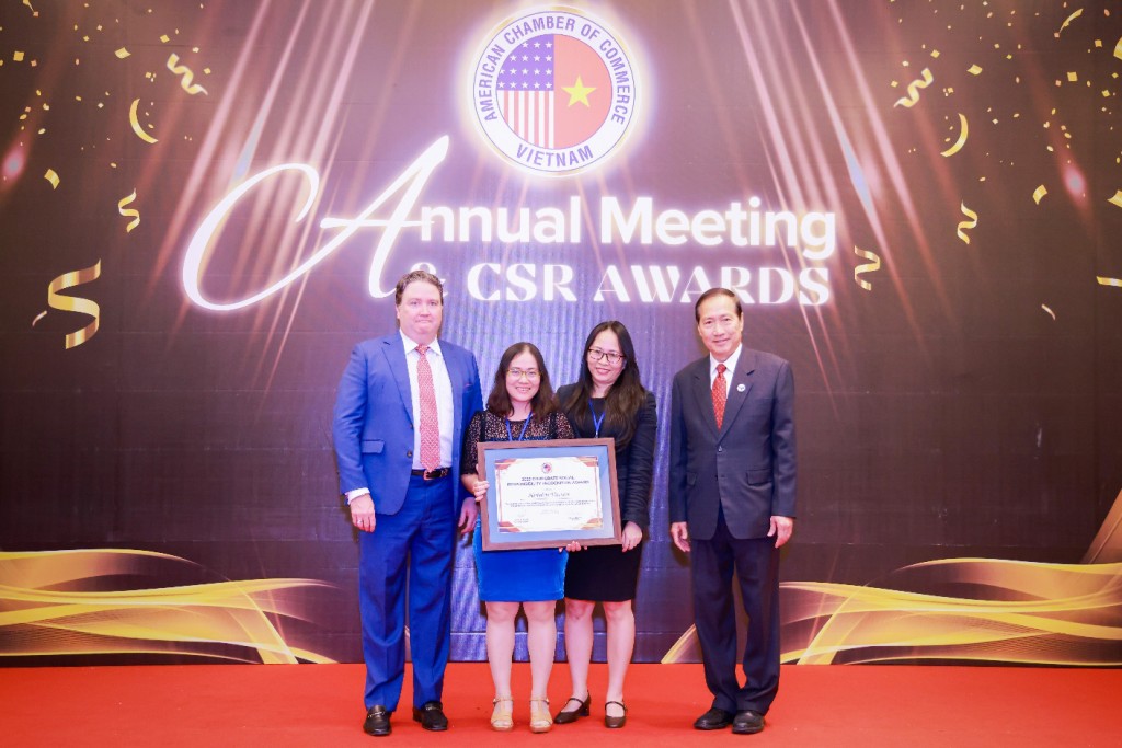 Herbalife Việt Nam được trao giải thưởng CSR của AmCham lần thứ 8 liên tiếp Herbalife Việt Nam được trao giải thưởng CSR của AmCham lần thứ 8 liên tiếp