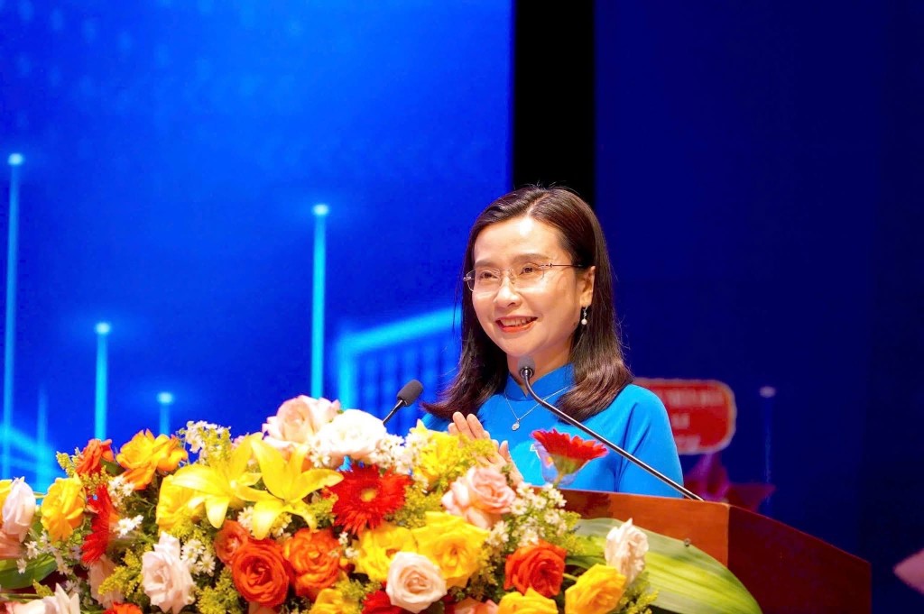 Chị Nguyễn Phạm Duy Trang, Bí thư Ban Chấp hành Trung ương Đoàn, Chủ tịch Hội đồng Đội Trung ương phát biểu chỉ đạo đại hội