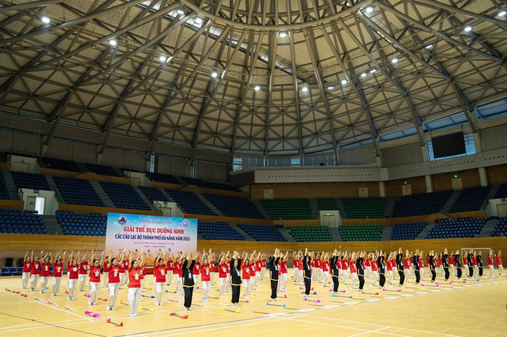 Hoạt động thúc đẩy phong trào dưỡng sinh trên địa bàn thành phố (Ảnh Đ.Minh)