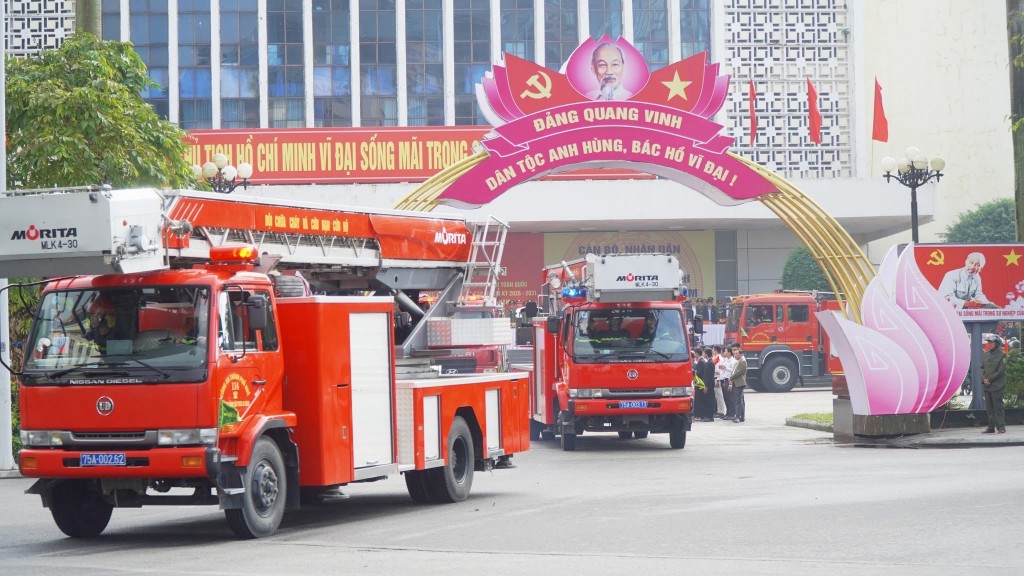 Công an TP Huế huy động tối đa lực lượng, phương tiện, tổ chức triển khai đồng bộ, quyết liệt các biện pháp công tác Công an TP Huế huy động tối đa lực lượng, phương tiện, tổ chức triển khai đồng bộ, quyết liệt các biện pháp công tác