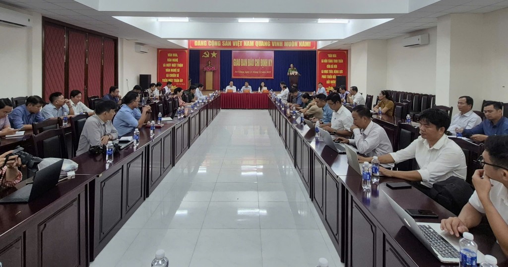 Quang cảnh giao ban báo chí định kỳ tháng 12/2025 Quang cảnh giao ban báo chí định kỳ tháng 12/2025