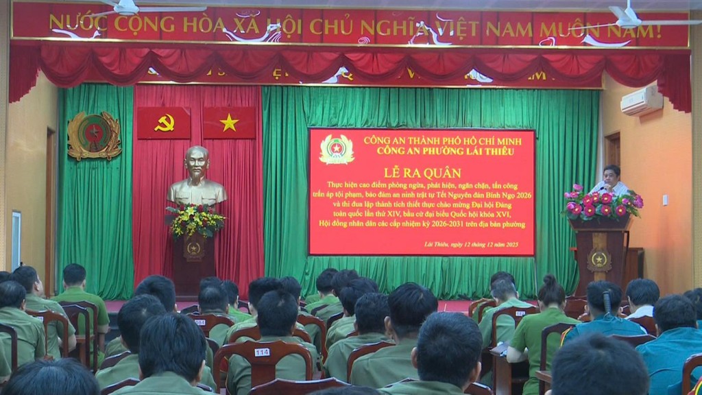 Các phường tại TP Hồ Chí Minh ra quân trấn áp tội phạm