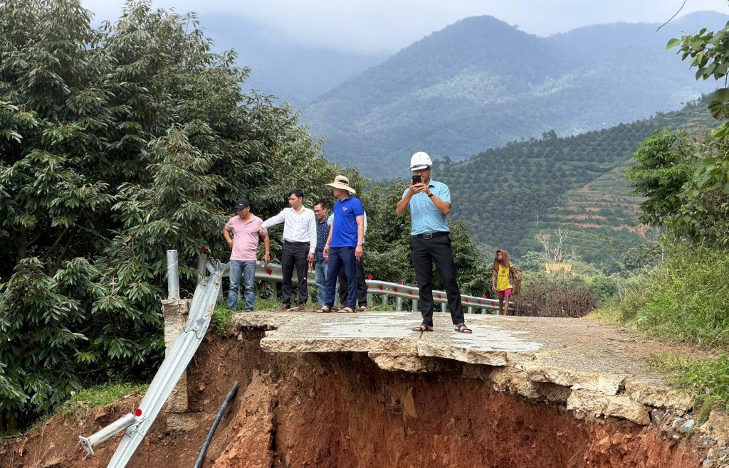 TP Hồ Chí Minh hỗ trợ Khánh Hòa xử lý các tuyến đường bị sạt lở