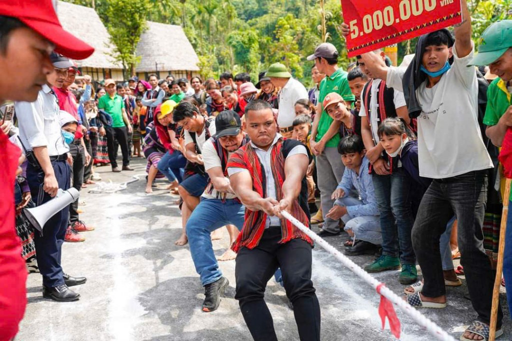 Làng du lịch cộng đồng góp phần bảo tồn, quảng bá văn hóa của dân tộc đến với đông đảo du khách, nhất là du khách quốc tế Làng du lịch cộng đồng góp phần bảo tồn, quảng bá văn hóa của dân tộc đến với đông đảo du khách, nhất là du khách quốc tế