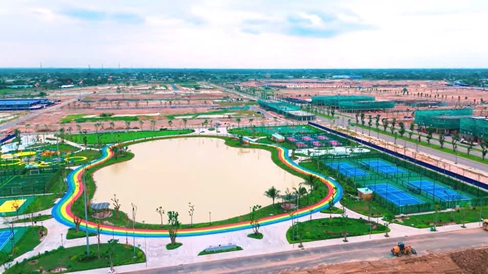 Tính đến tháng 12/2025, nhiều tiện ích tại Vinhomes Green City đã dần hoàn thiện
