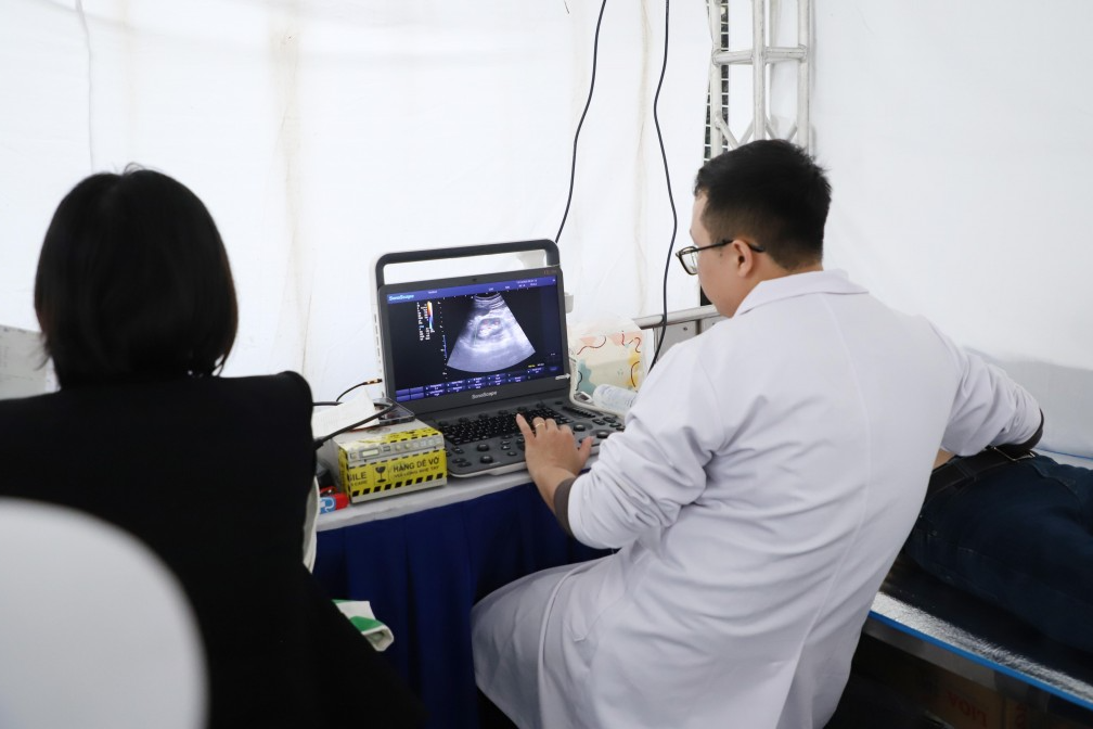 Người dân được khám, tư vấn sức khỏe chuyên sâu Người dân được khám, tư vấn sức khỏe chuyên sâu