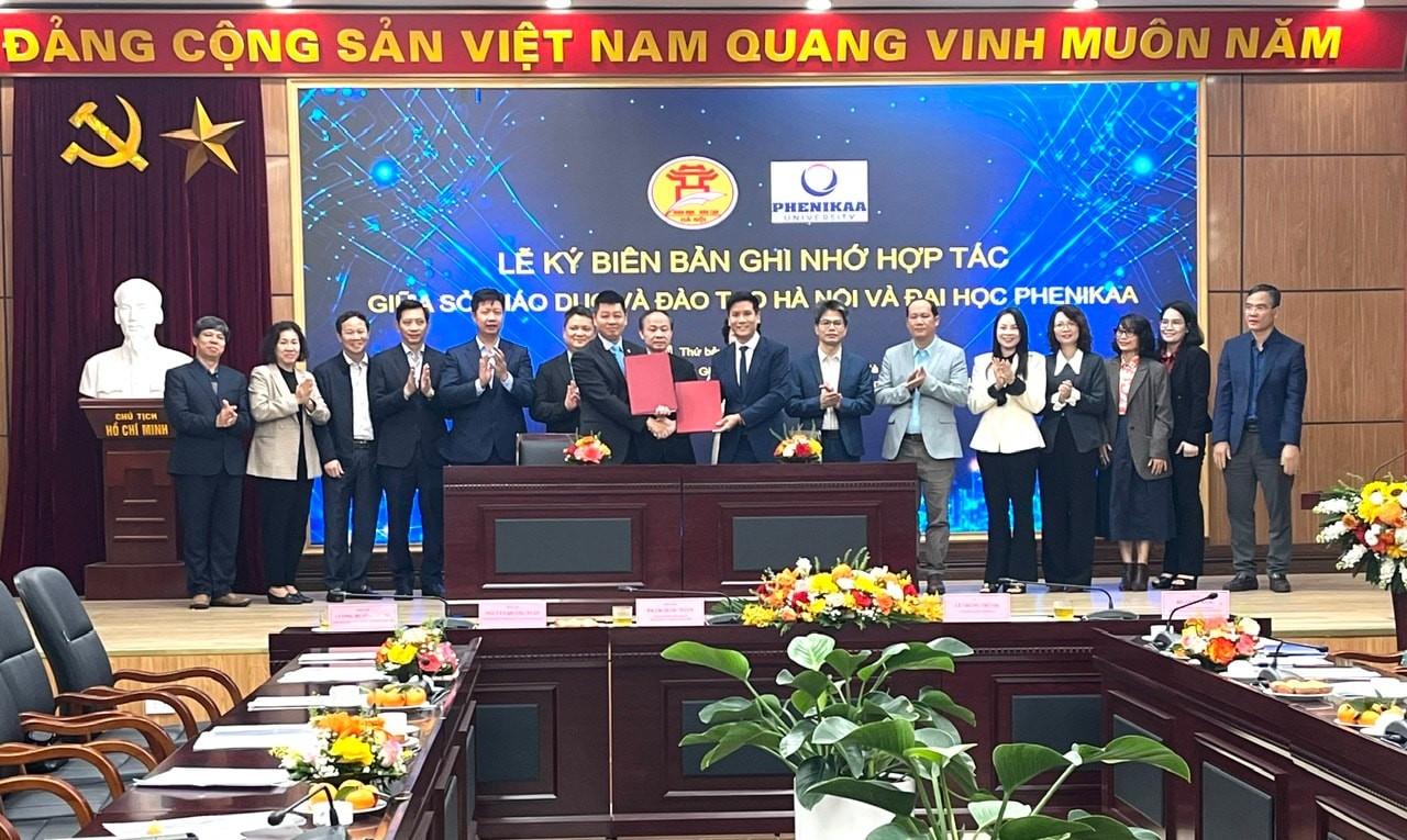 Lễ ký biên bản ghi nhớ hợp tác giữa Sở GD&ĐT Hà Nội và Đại học Phenikaa Lễ ký biên bản ghi nhớ hợp tác giữa Sở GD&ĐT Hà Nội và Đại học Phenikaa