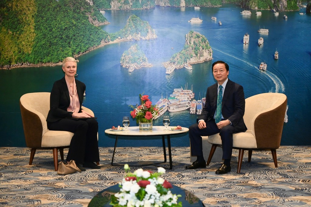 Phó Thủ tướng Trần Hồng Hà tiếp Đại sứ Na Uy tại Việt Nam Hilde Solbakken - Ảnh: VGP/Minh Khôi Phó Thủ tướng Trần Hồng Hà tiếp Đại sứ Na Uy tại Việt Nam Hilde Solbakken - Ảnh: VGP/Minh Khôi