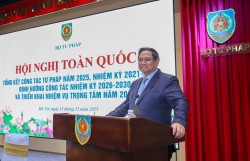 Chuyển từ "quản lý bằng pháp luật" sang "kiến tạo thể chế phát triển"