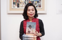 Nguyễn Phan Quế Mai hồi hộp khi mang "Đời gió bụi" về quê hương