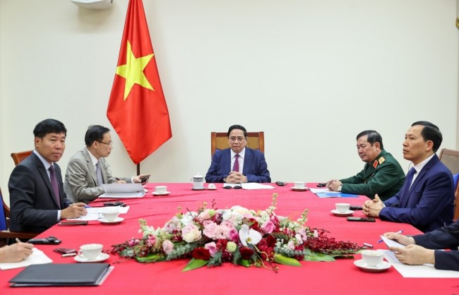 Thủ tướng Phạm Minh Chính điện đàm với Thủ tướng Malaysia