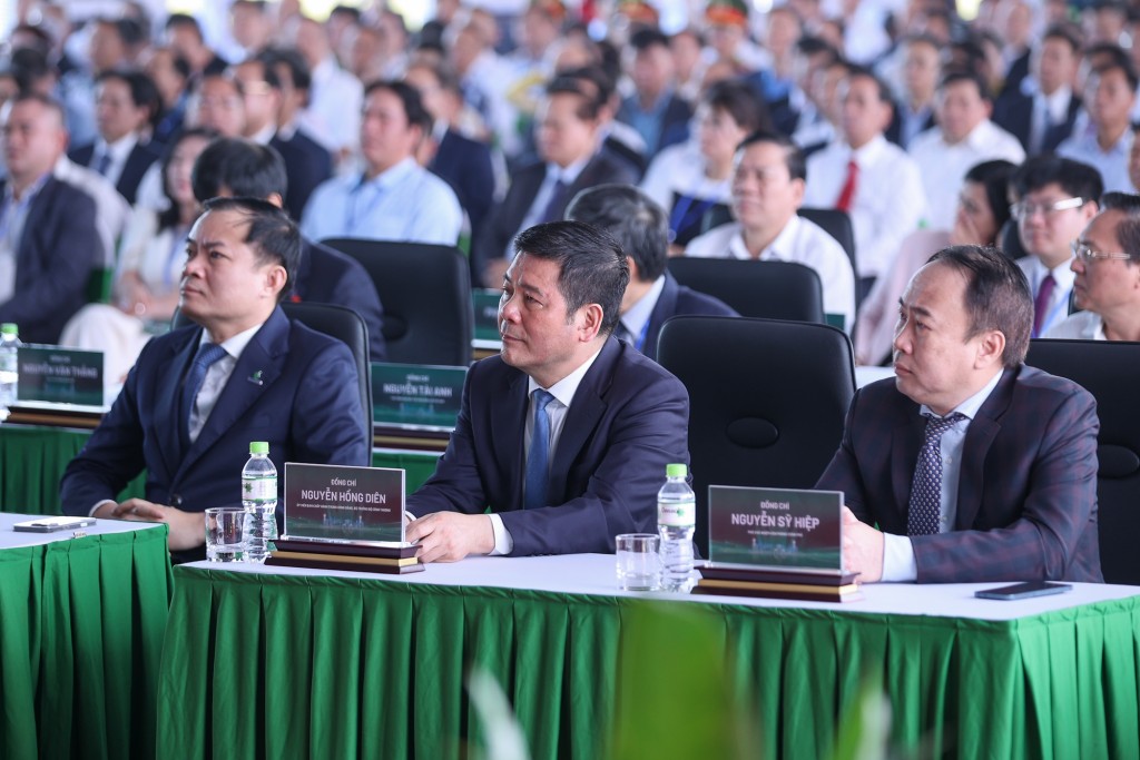 Các đại biểu tham dự lễ khánh thành - Ảnh: VGP/Nhật Bắc