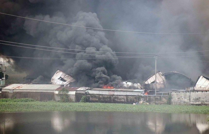 Hải Phòng: Cháy nhà máy sản xuất giày da rộng hàng nghìn mét vuông